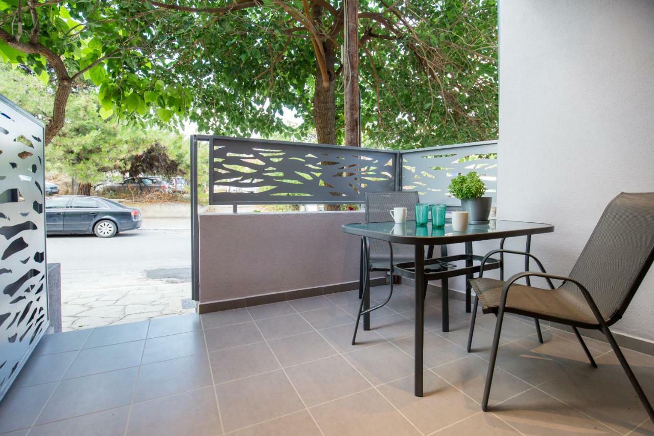 Ferienwohnung Mr&Mrs K Lofts Potos Exterior foto