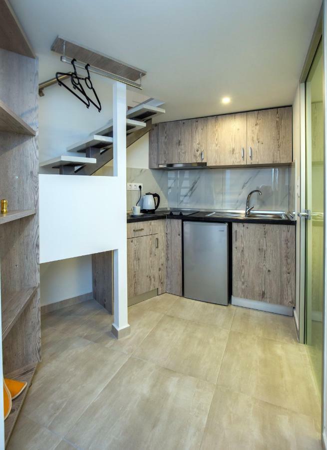 Ferienwohnung Mr&Mrs K Lofts Potos Exterior foto
