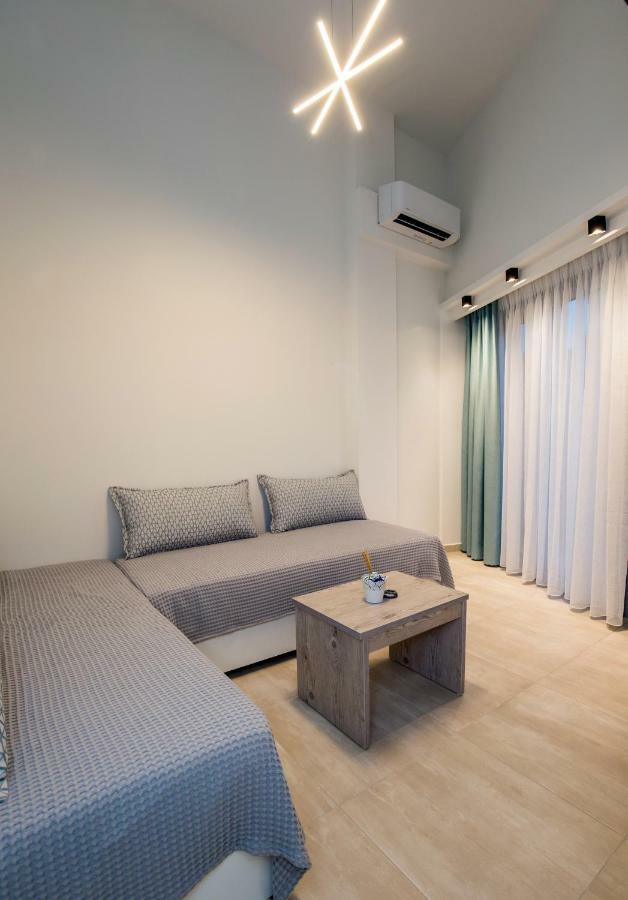 Ferienwohnung Mr&Mrs K Lofts Potos Exterior foto