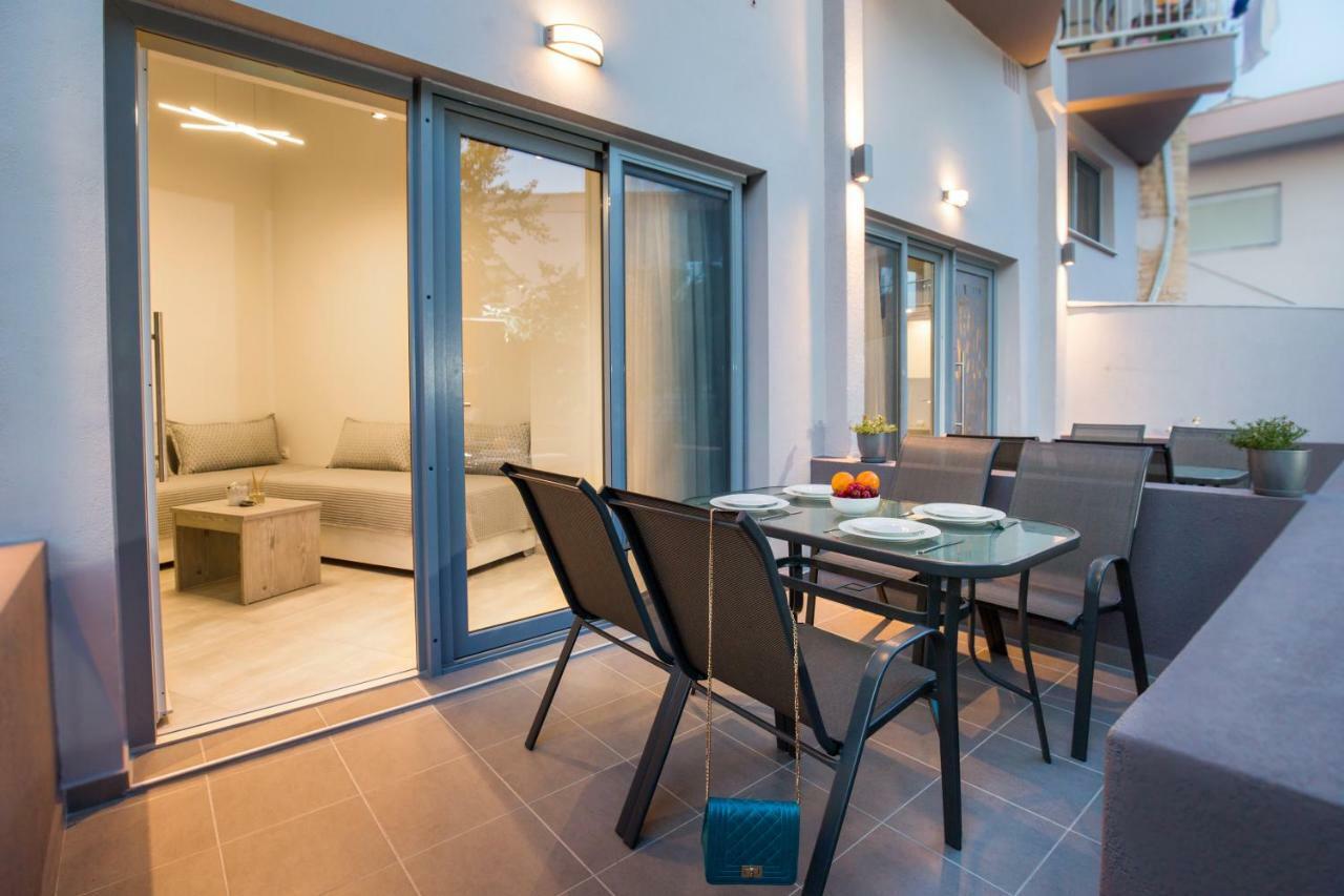 Ferienwohnung Mr&Mrs K Lofts Potos Exterior foto